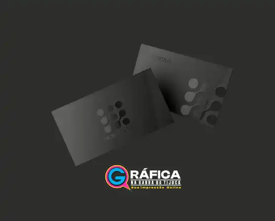 Cartão de visita com verniz UV local destacando logotipo e texto principal